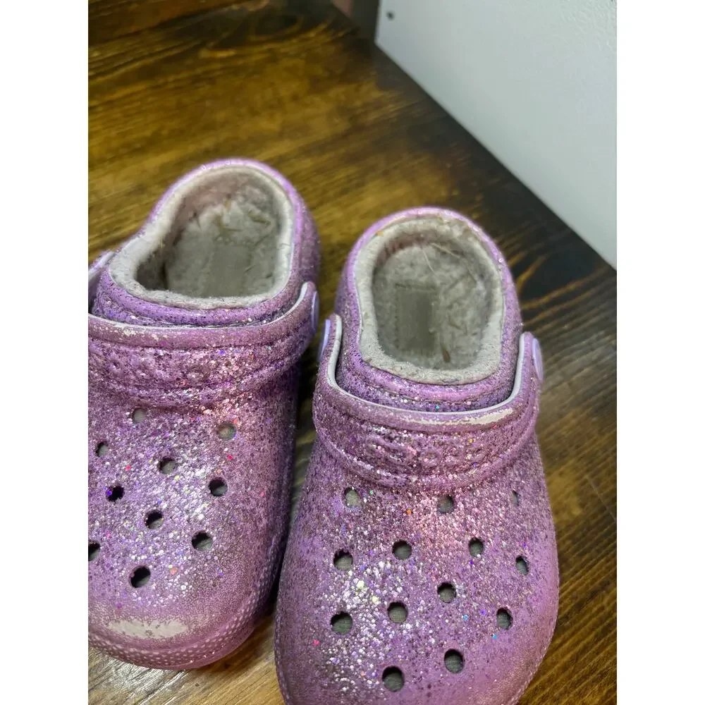 Crocs Lavender Glitter‎ Fur Lined Clogs Size C10